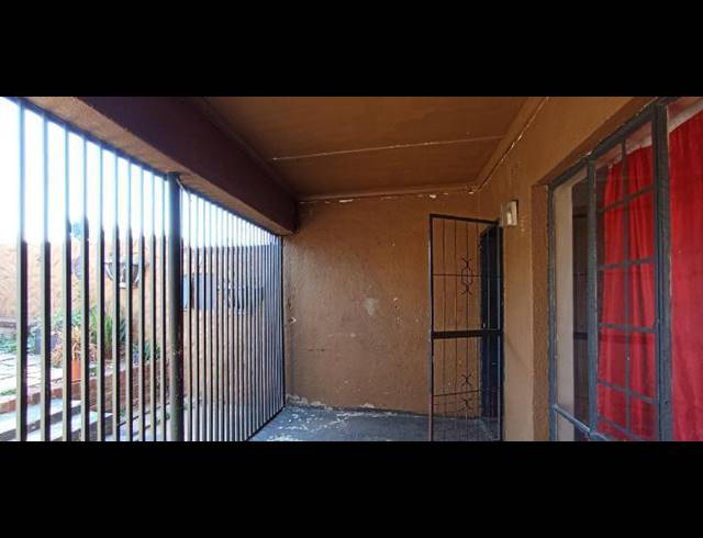 3 BEDROOM HOUSE FOR SALE IN ELSBURG